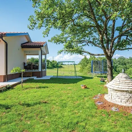 Three-bedroom Holiday In