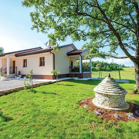 Three-bedroom Holiday In Дом отдыха Zminj